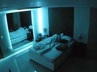 camsoda voyeurcam-casa-salsa-bedroom-4