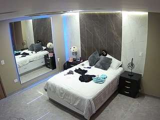 voyeurcam-casa-salsa-bedroom-4