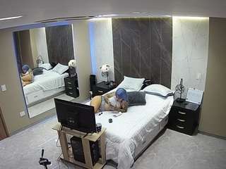 Milahromanov camsoda voyeurcam-casa-salsa-bedroom-4