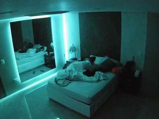 Salsa Slurper camsoda voyeurcam-casa-salsa-bedroom-4