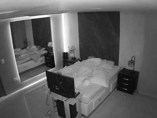 Chturbt camsoda voyeurcam-casa-salsa-bedroom-4