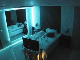 camsoda voyeurcam-casa-salsa-bedroom-4