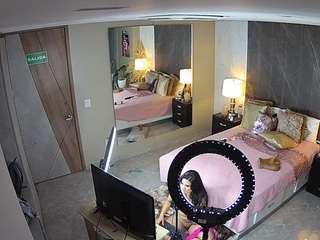 voyeurcam-casa-s... Live Webcam on CamSoda