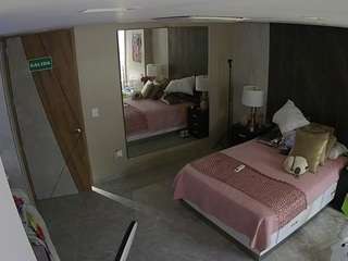 voyeurcam-casa-salsa-bedroom-4