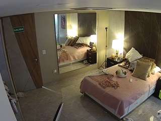 voyeurcam-casa-salsa-bedroom-4