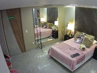 voyeurcam-casa-salsa-bedroom-4