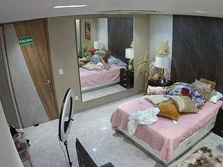 voyeurcam-casa-salsa-bedroom-4