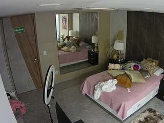 voyeurcam-casa-s... Live Webcam on CamSoda