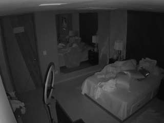 voyeurcam-casa-salsa-bedroom-4