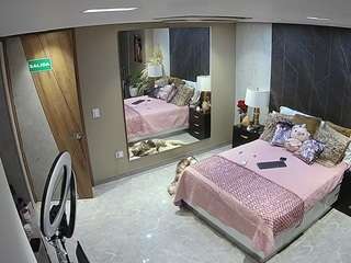 voyeurcam-casa-s... Live Webcam on CamSoda