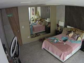 voyeurcam-casa-s... Live Webcam on CamSoda