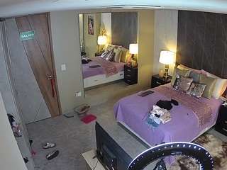 voyeurcam-casa-salsa-bedroom-4