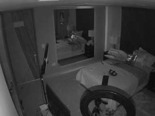 voyeurcam-casa-salsa-bedroom-4