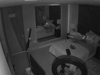 voyeurcam-casa-salsa-bedroom-4