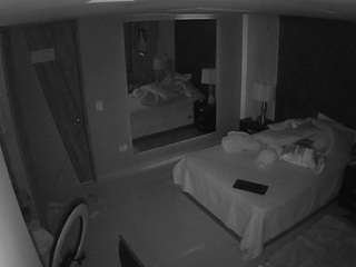 voyeurcam-casa-salsa-bedroom-4
