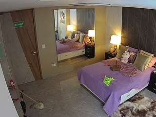 voyeurcam-casa-salsa-bedroom-4