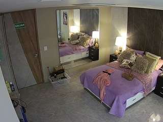 voyeurcam-casa-salsa-bedroom-4