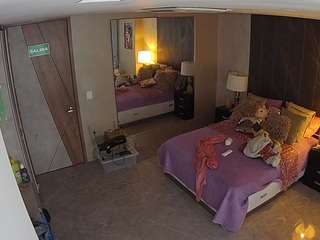voyeurcam-casa-salsa-bedroom-4