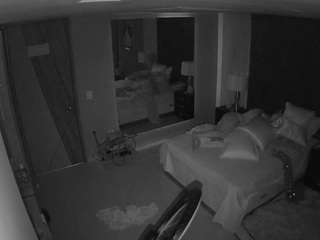 voyeurcam-casa-salsa-bedroom-4