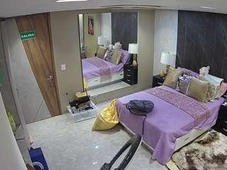 voyeurcam-casa-s... Live Webcam on CamSoda