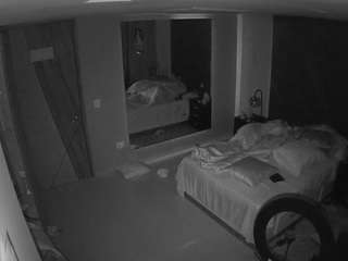 voyeurcam-casa-salsa-bedroom-4