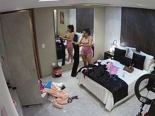 voyeurcam-casa-salsa-bedroom-4 - Live Cam
