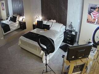voyeurcam-casa-salsa-bedroom-4
