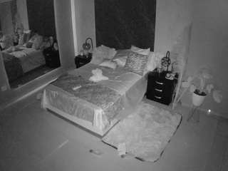 voyeurcam-casa-salsa-bedroom-4