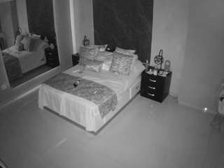 voyeurcam-casa-salsa-bedroom-4