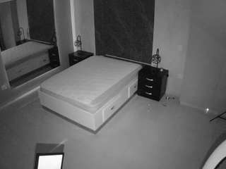 voyeurcam-casa-salsa-bedroom-4