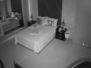 voyeurcam-casa-salsa-bedroom-4