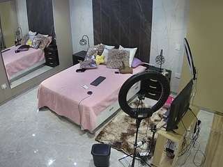 voyeurcam-casa-salsa-bedroom-4