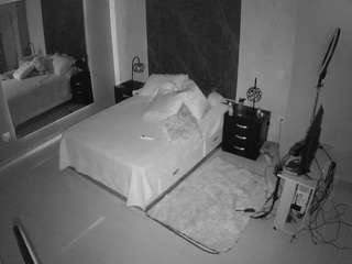 voyeurcam-casa-salsa-bedroom-4 camsoda
