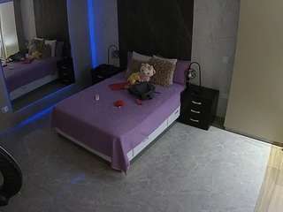voyeurcam-casa-salsa-bedroom-4
