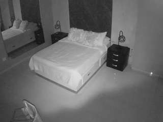 voyeurcam-casa-salsa-bedroom-4 webcam model