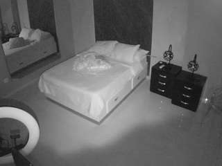 voyeurcam-casa-salsa-bedroom-4