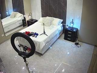 voyeurcam-casa-salsa-bedroom-4