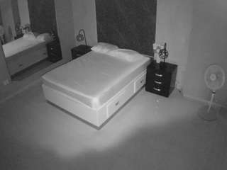 voyeurcam-casa-salsa-bedroom-4