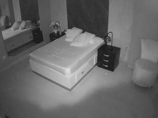 voyeurcam-casa-salsa-bedroom-4