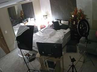 voyeurcam-casa-salsa-bedroom-4