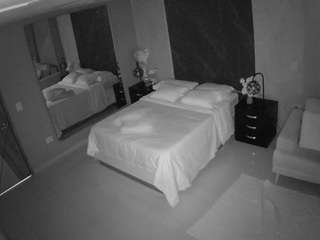 voyeurcam-casa-s... Live Webcam on CamSoda