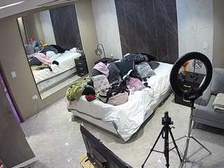 voyeurcam-casa-salsa-bedroom-4
