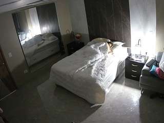 voyeurcam-casa-salsa-bedroom-4
