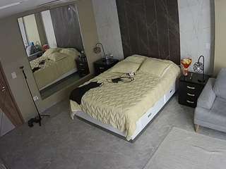 voyeurcam-casa-salsa-bedroom-4
