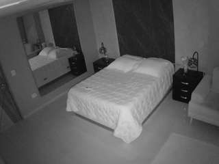 voyeurcam-casa-salsa-bedroom-4