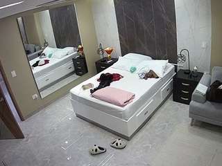 voyeurcam-casa-salsa-bedroom-4