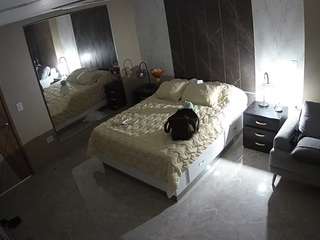 voyeurcam-casa-salsa-bedroom-4