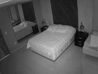 voyeurcam-casa-salsa-bedroom-4