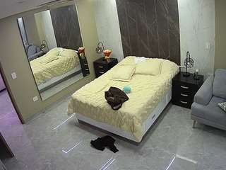 voyeurcam-casa-salsa-bedroom-4