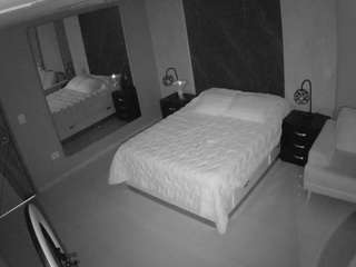 voyeurcam-casa-salsa-bedroom-4